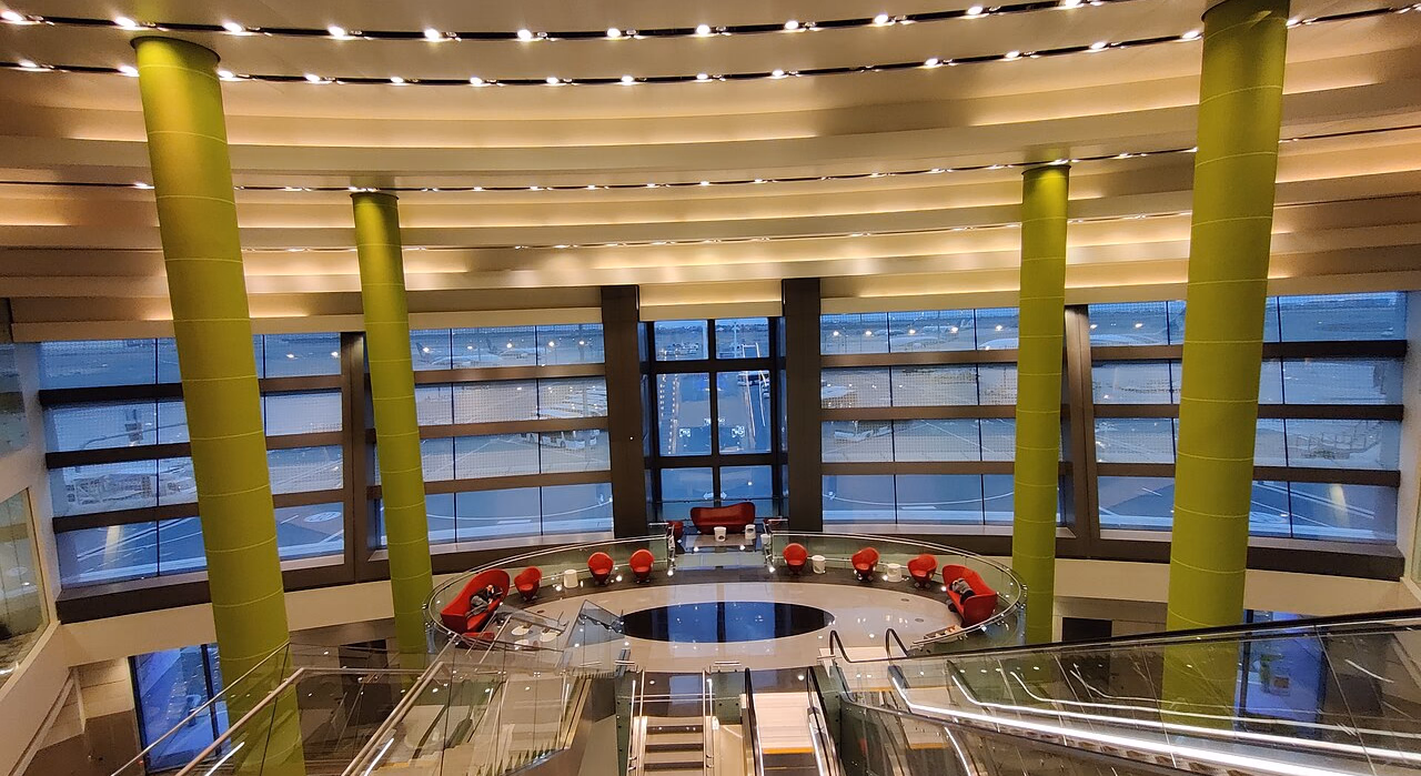 Kuwait International Airport — Kuwait International Airport