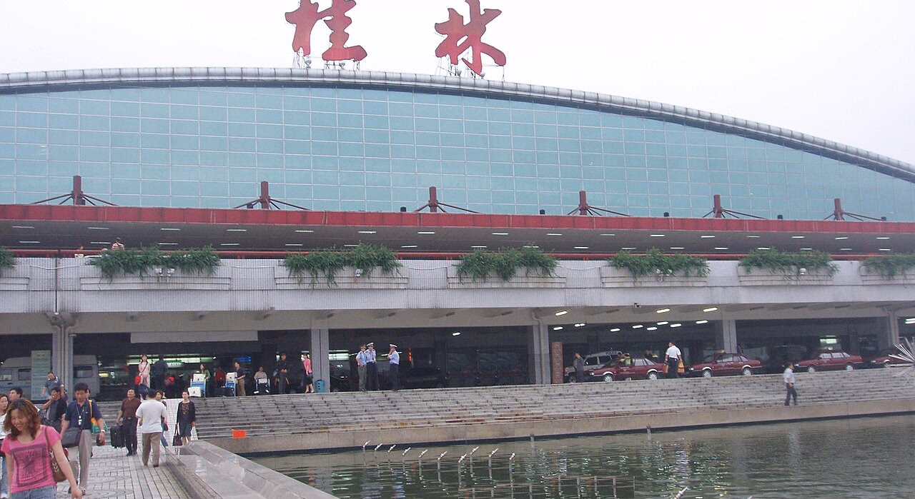 Guilin Liangjiang International Airport (KWL) airport hero image